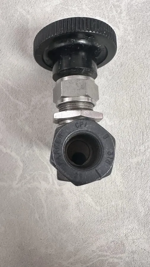 Клапан Swagelok SS-1kS8 -Integral-Bonnet Needle Valve-5,000 psig