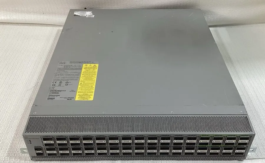 Коммутатор Cisco Nexus N9K-C9364C 64-Port 100GbE QSFP28 L3 Spine Switch PE airfl