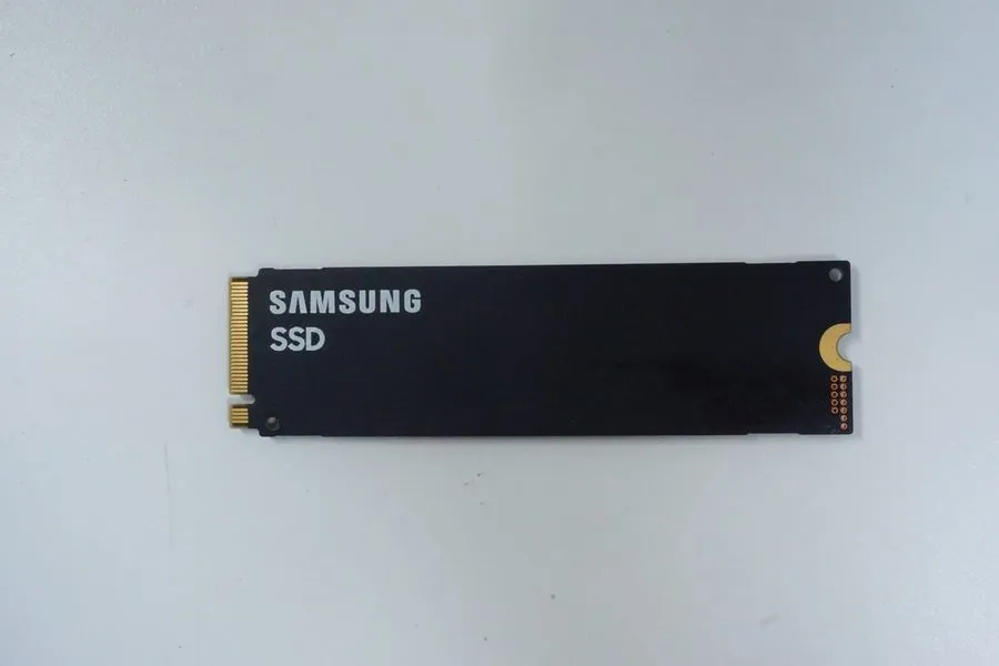 SSD-накопитель Lenovo / Samsung PM9A1 1TB M.2 SSD // SSS0L25197 / 5SS0W79493 // 