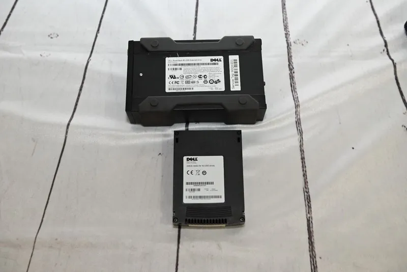 Картридж Dell PowerVault RD1000 Removable Disk Storage BACKUP w/ 160GB Data Cart — фото лота 2