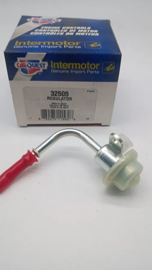 Трубопроводная арматура DENSO 23270-28020 Fuel Injection Pressure Regulator