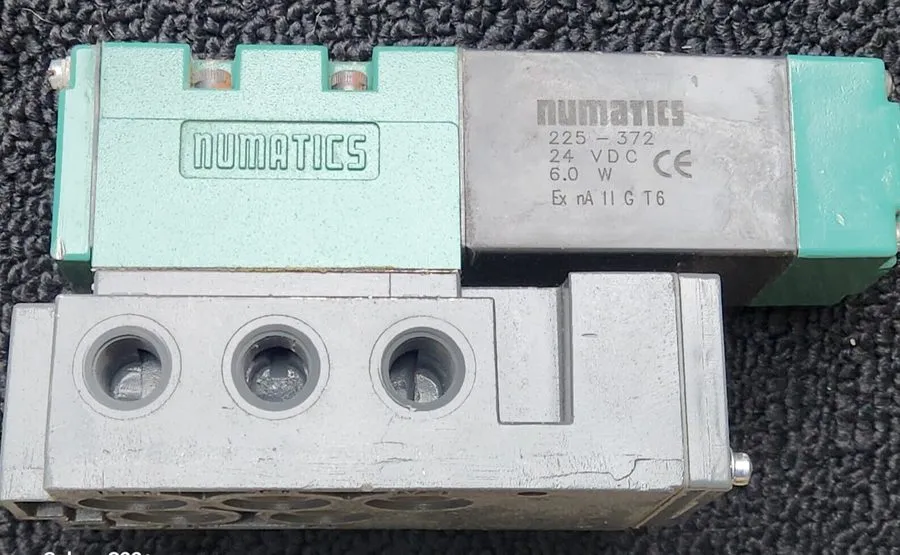 Пневмоклапан Numatics 152SA400M000061 24 VDC Pneumatic Valve 150 PSI FLEXIBLOK &