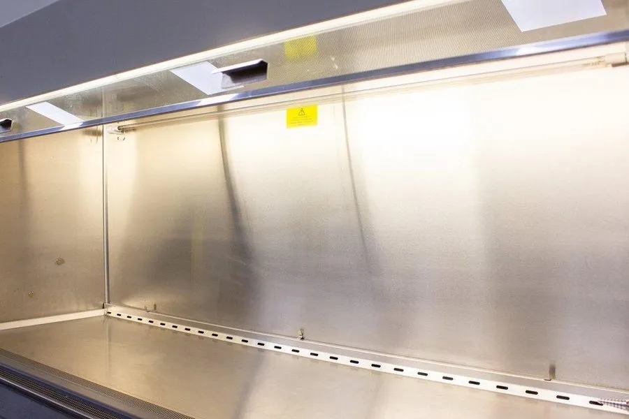 Лабораторный шкаф The Baker Company SG603A-HE 6-foot Biosafety Cabinet with UV a — фото лота 1