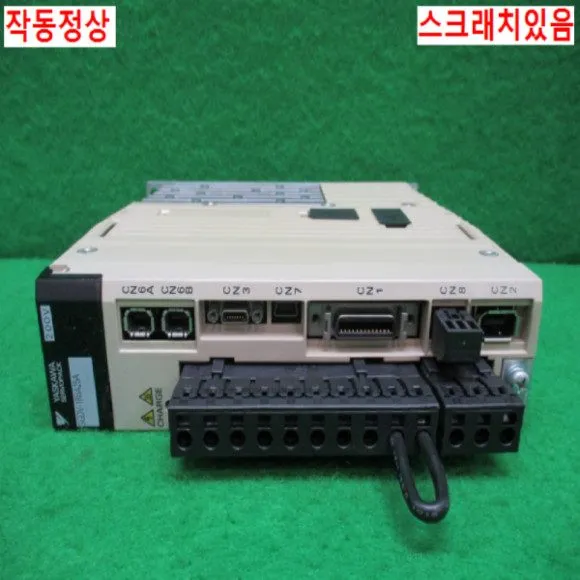 Сервопривод YASKAWA / SGDV-1R6A25A / SERVOPACK, 200W