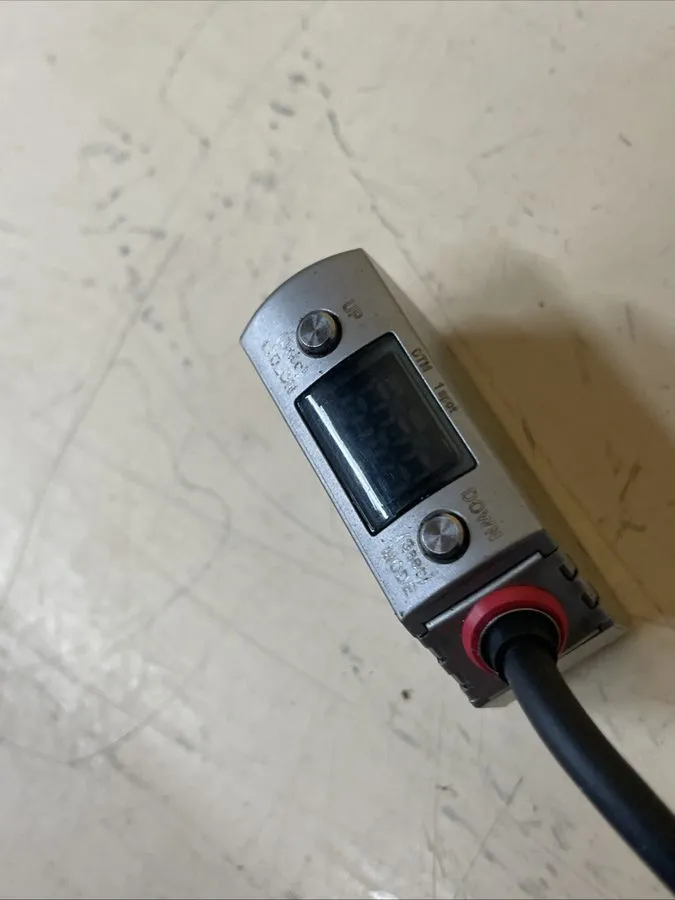 Датчик Keyence LR-ZB250AP Laser Sensor — фото лота 1