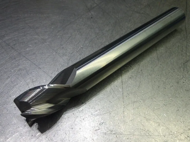 Режущий инструмент Benchmark 1/2" 5 Flute Carbide CR Endmill .025" R 5465000025C