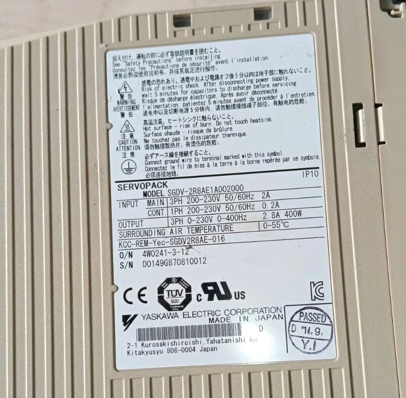Сервопривод Yaskawa Servo Drive SGDV-2R8AE1A002000 — фото лота 2