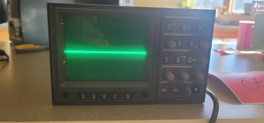Тестер TEKTRONIX 1730 Waveform Monitor and 1720 Vectorscope
