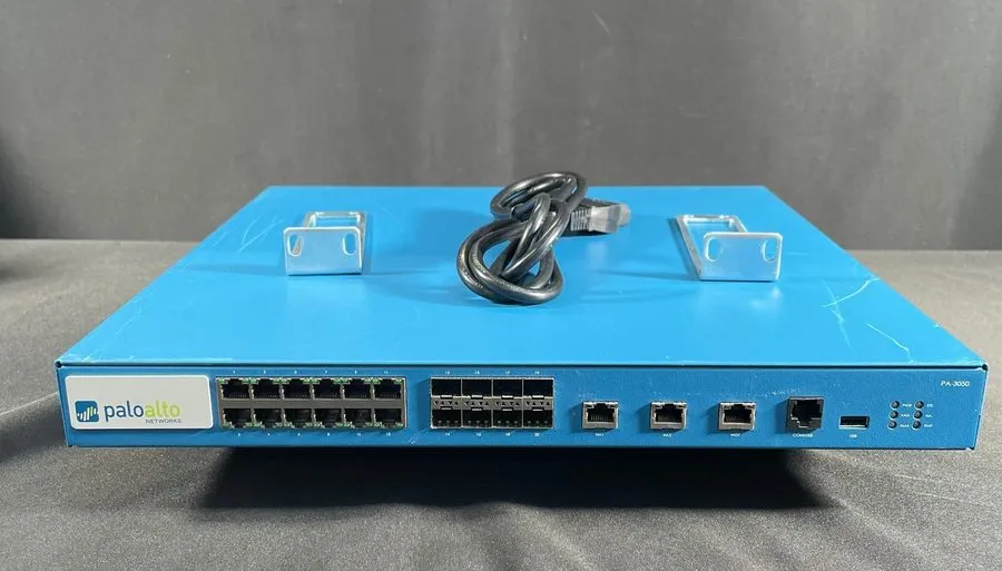 Межсетевой экран Palo Alto PA-3050 12-Port Gigabit Ethernet Security/Firewall Ap