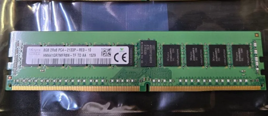 Модуль памяти SK Hynix 8GB 2Rx8 PC4-17000 DDR4-2133 Server RAM HMA41GR7MFR8N-TF