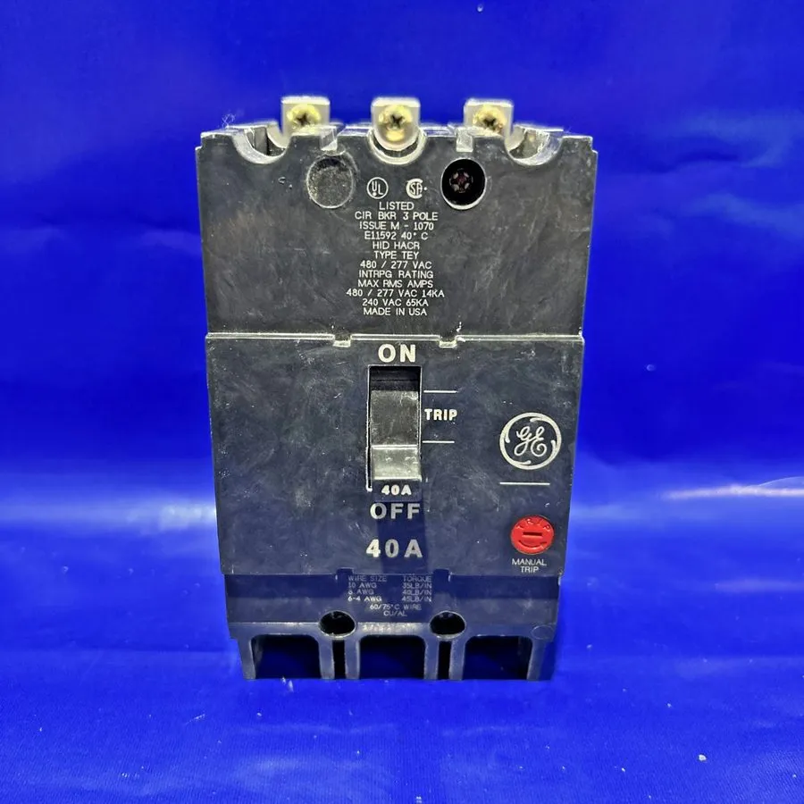 Автоматический выключатель GE TEY340 40A 3-Pole Circuit Breaker 480V AC Trip Ind