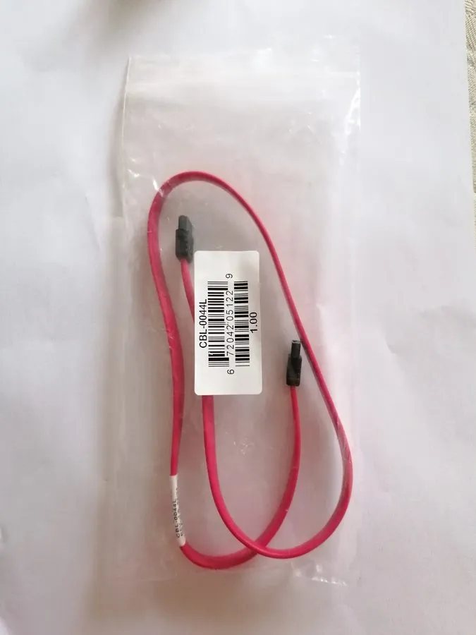 Кабель SuperMicro CBL-0044L 24" SATA 3.0 SATA III 6Gb/s Cables