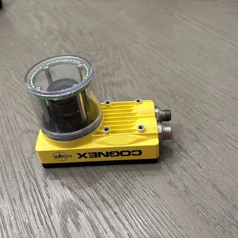 Камера машинного зрения COGNEX 825-0059-1R C VISION CAMERA 24VDC IS5110-00 800-5