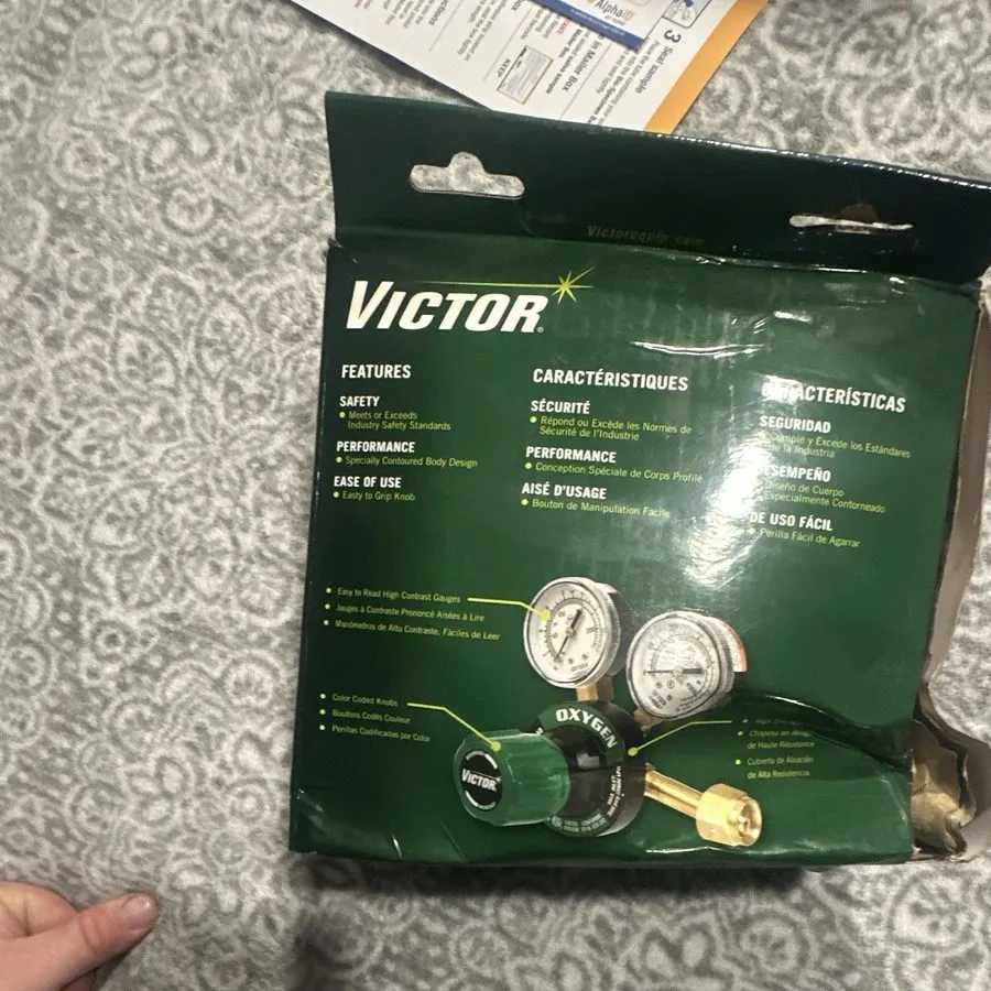 Трубопроводная арматура Victor G250-15-500 Acetylene Gas Regulator with Dual Pre — фото лота 2