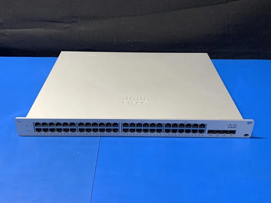 Коммутатор Cisco Meraki MS220-48LP 48 Ports 370W POE Ethernet 4xSFP Switch UNCLA