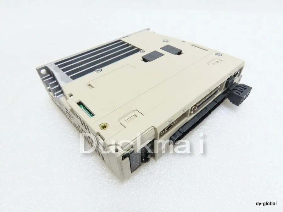 Сервопривод One Yaskawa servo driver SGD7S-R70A00A