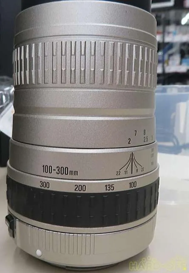 Объектив Sigma ZOOM 100-300mm f/4.5-6.7 DL Telephoto Camera Lens