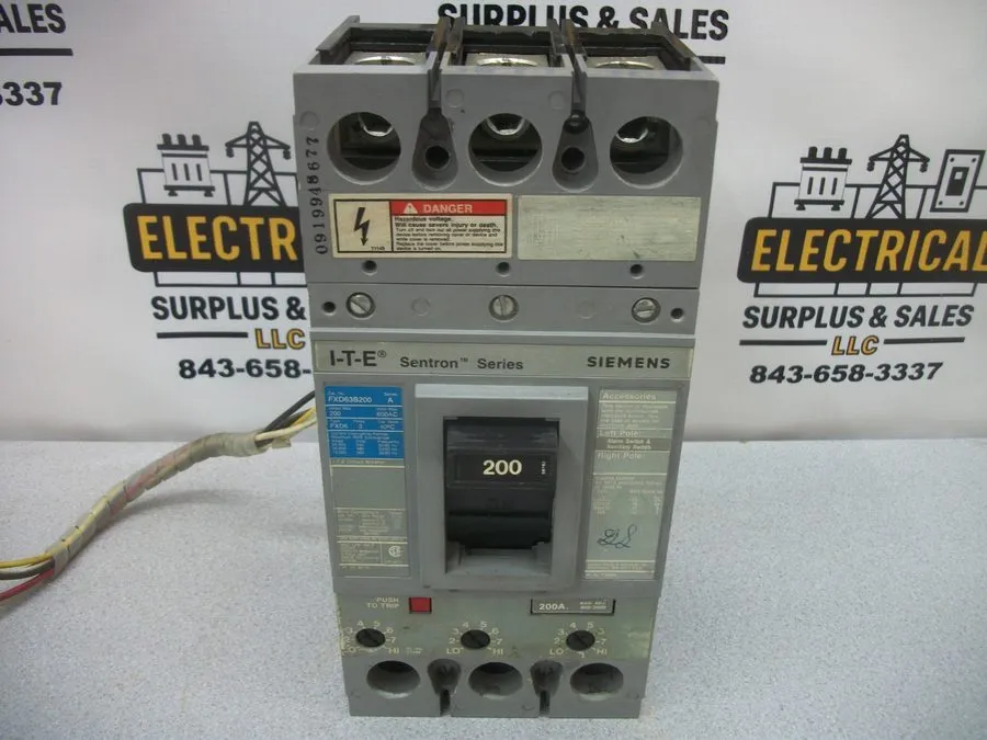 Автоматический выключатель Siemens Sentron 200 Amp Circuit Breaker 3 Pole 600 VA