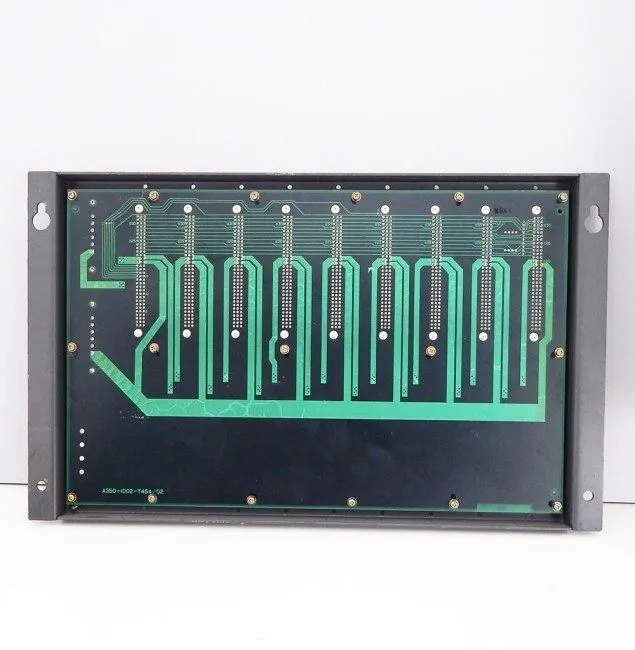 Робот Fanuc / GMF-Robotics I/O Base Unit No: A03B-0801-C012