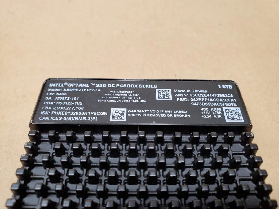 SSD-накопитель Intel Optane P4800x 1.5TB 2.5" 6Gb/s U.2 NVME PCIE SSDPE21K015TA