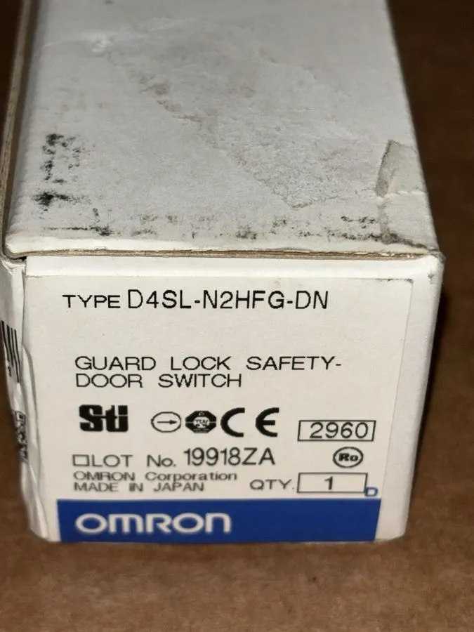 Коммутатор OMRON D4SL-N2HFG-DN Guard Lock Safety Door Electromagnetic Lock Switc