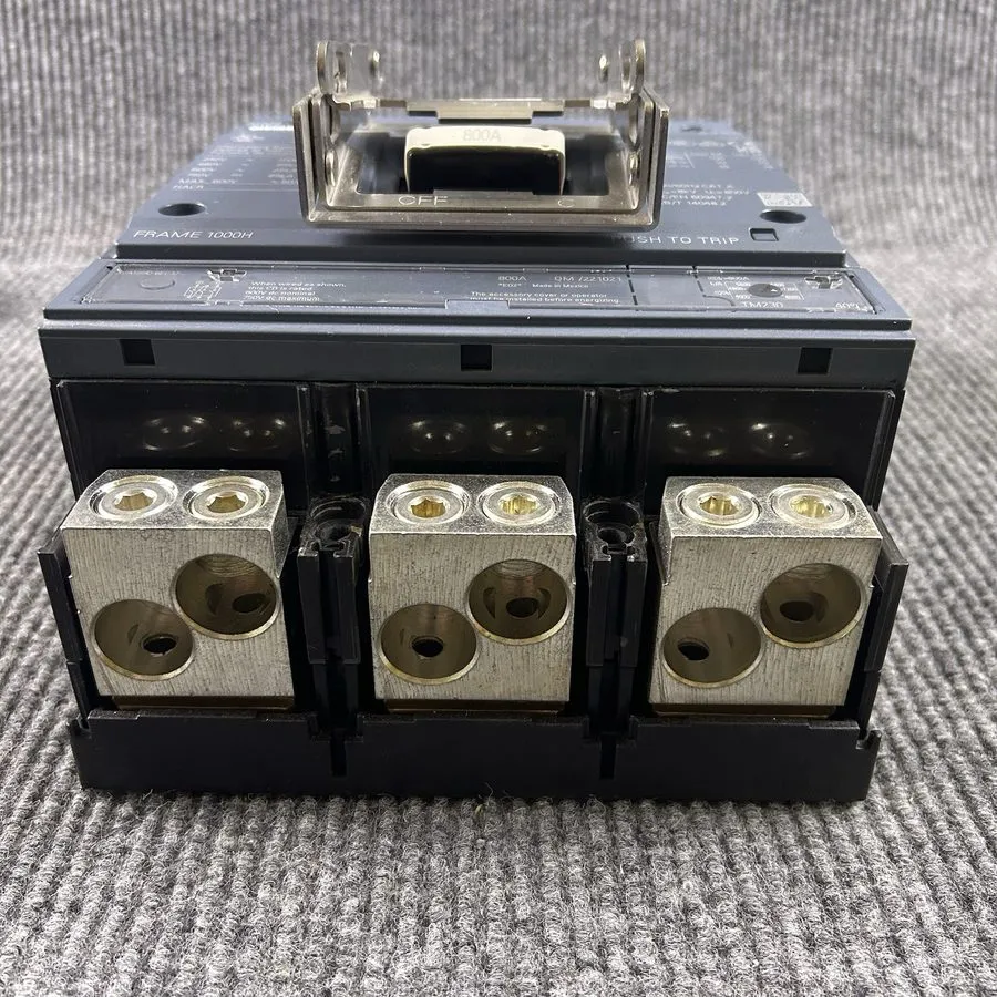 Автоматический выключатель Siemens Breaker 3VA5580-6EC32-0AA0 3 POLE 800 AMP 3VA — фото лота 1
