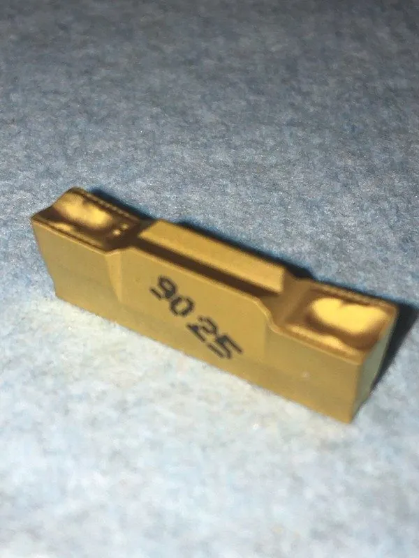 Режущий инструмент ISCAR GRIP 4004Y IC9025 GROOVING INSERT