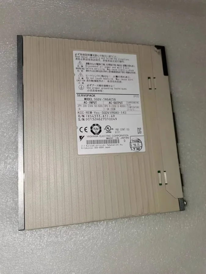 Сервопривод Yaskawa SGDV-1R6A05B