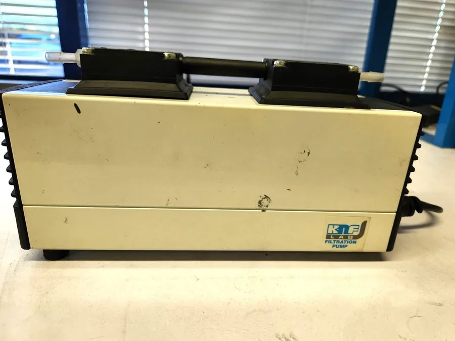 Насос KNF Filtration Diaphragm Vacuum Pump UN816.3KTP — фото лота 1