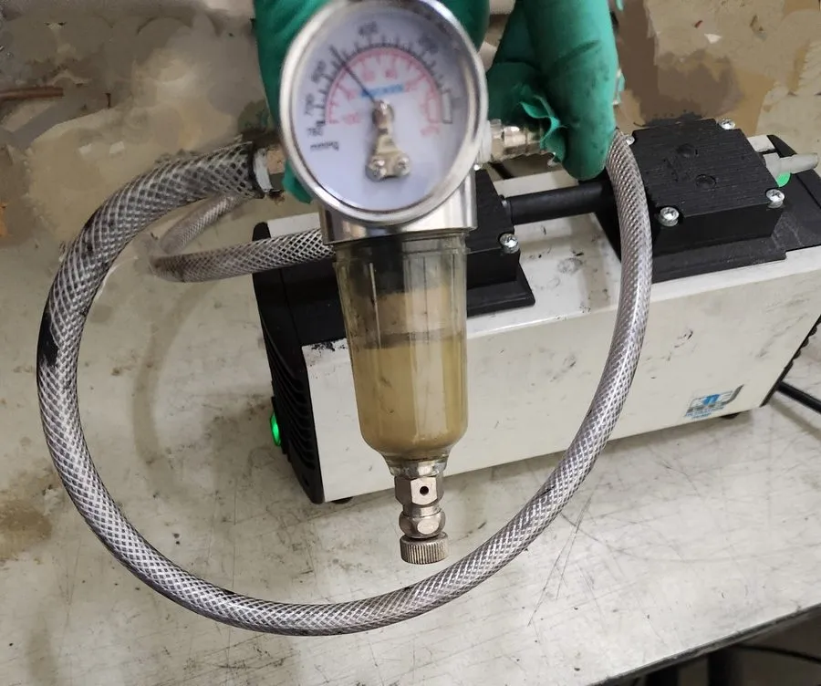 Насос KNF Filtration Diaphragm Vacuum Pump UN816.3KTP — фото лота 2
