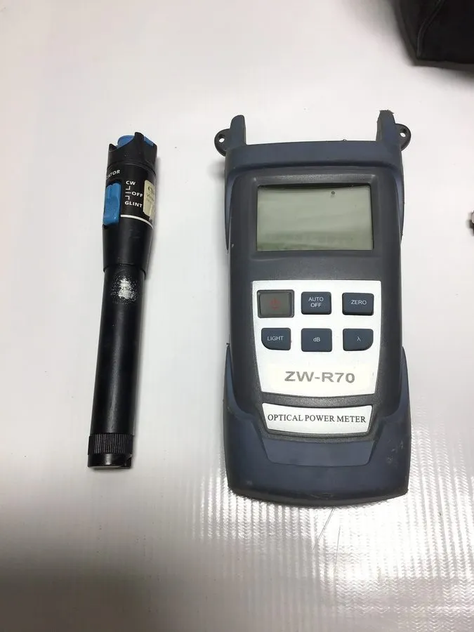 Скалыватель Fiber Optic Tool Kit Optical Meter Fiber Cleaver ZW-R70 / Wire Strip — фото лота 1