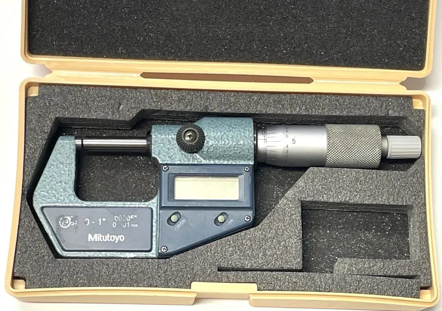 Микрометр Mitutoyo 293-369 Digimatic Outside Micrometer IP54, 0-1"/0-25mm Range,