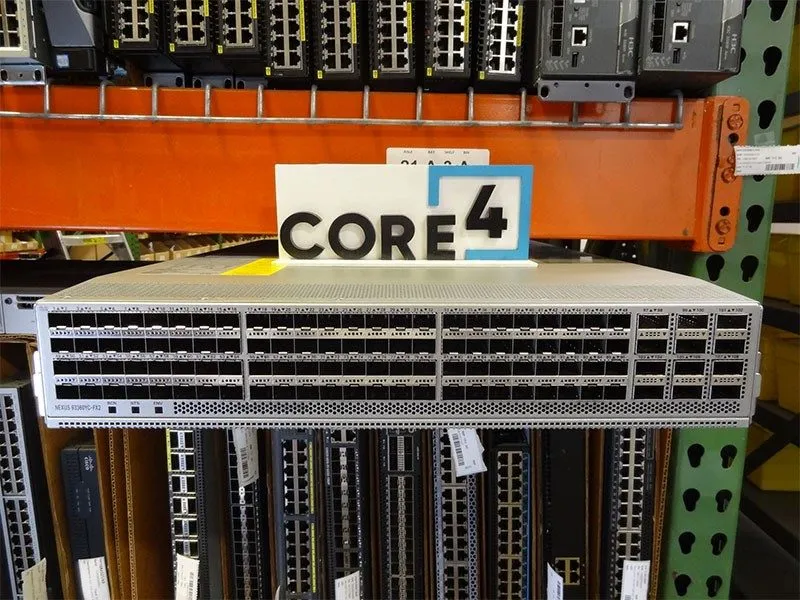 Коммутатор CISCO N9K-C93360YC-FX2 93360YC-FX2 Layer 3 Switch
