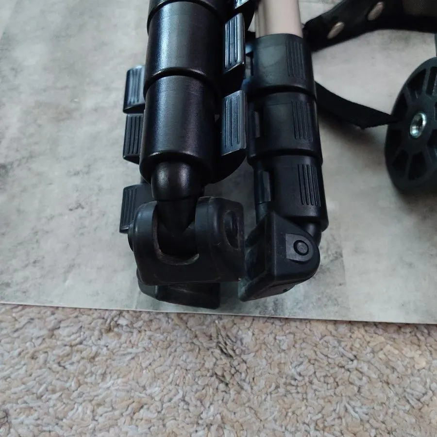 Оборудование видеонаблюдения Velbon Field Chaser Aluminum Tripod with PH-173 Hea — фото лота 1