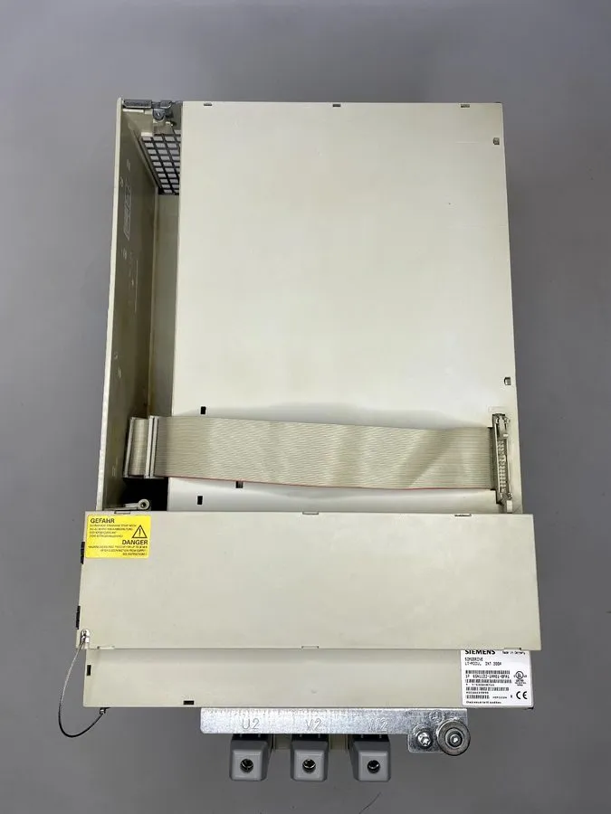 Сервоусилитель SIEMENS 6SN1123-1AA01-0FA1 Simodrive 611 Power Module 1 Axis, 200