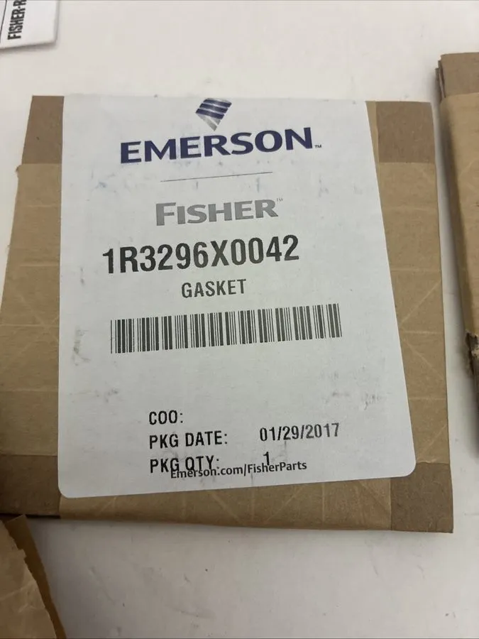 Клапан Fisher RGASKETX272 Gasket Set 3x2 E EER 4x2 E Control Valve Sealed — фото лота 1