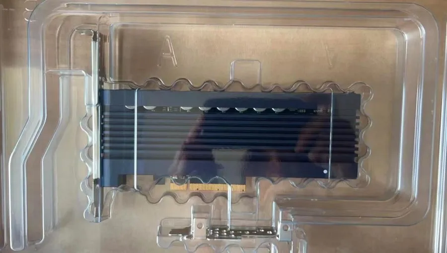 SSD-накопитель Samsung PM1725b MZ-PLL1T6B MZPLL1T6HAJQ-000H3 1.6TB NVMe SSD PCIe