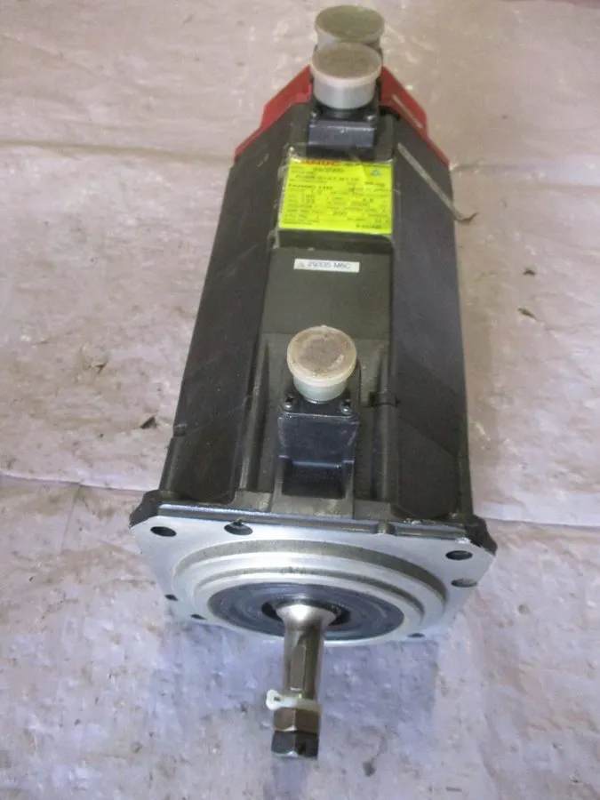 Серводвигатель Fanuc 6/2000 A06B-0127-B175 AC Servo Motor 1.0kW