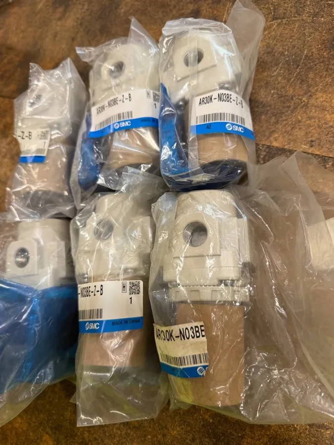 Трубопроводная арматура SMC AR30K-N03BE-Z-B Air Pressure Regulator Modular 1/2" — фото лота 2