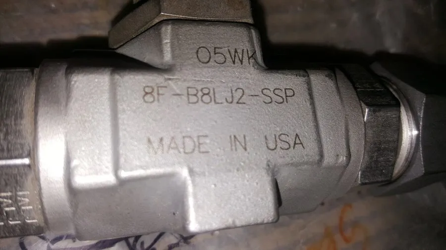 Клапан Parker 8F-B8lj2-Ssp 1/2" Fnpt Stainless Steel Ball Valve Inline