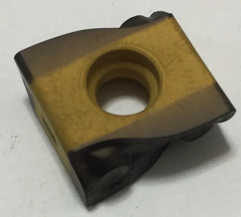 Режущий инструмент Iscar Turning Insert: LNMX150608RHT IC8150, Carbide ( Pkg W/ 