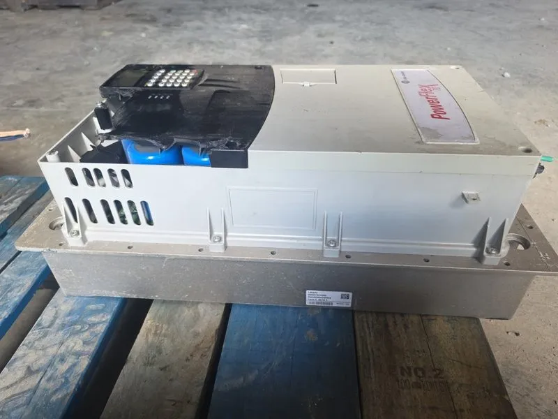 Частотный преобразователь Allen-Bradley PowerFlex 70 20AD065A3AYNANC0 50HP 480V  — фото лота 4