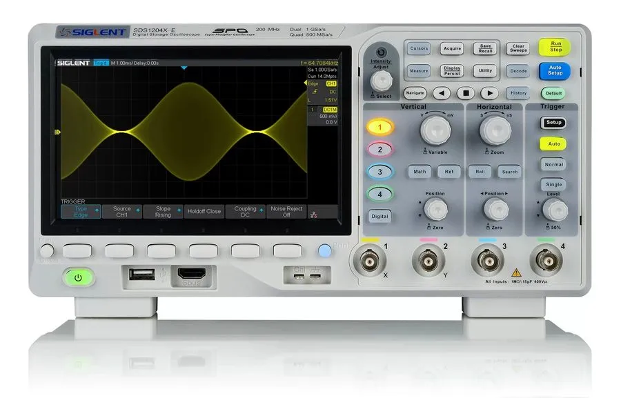 Осциллограф SIGLENT SDS1204X-E 4-CH 200MHz 1 GSa/s 14MB Super Phosphor Oscillosc