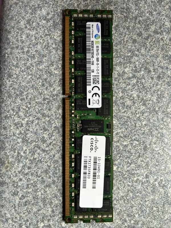 Модуль памяти Samsung 8GB 2RX4 PC3L-10600R-09-12-E2-D3 ECC REG Server RAM M393B1