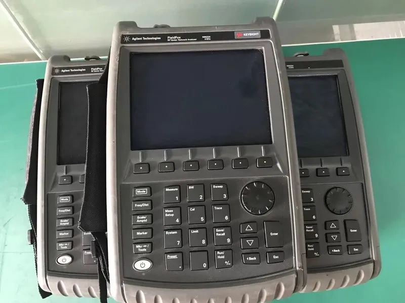Анализатор цепей Keysight/ AGILENT N9923A FIELDFOX RF VECTOR NETWORK ANALYZER 6G
