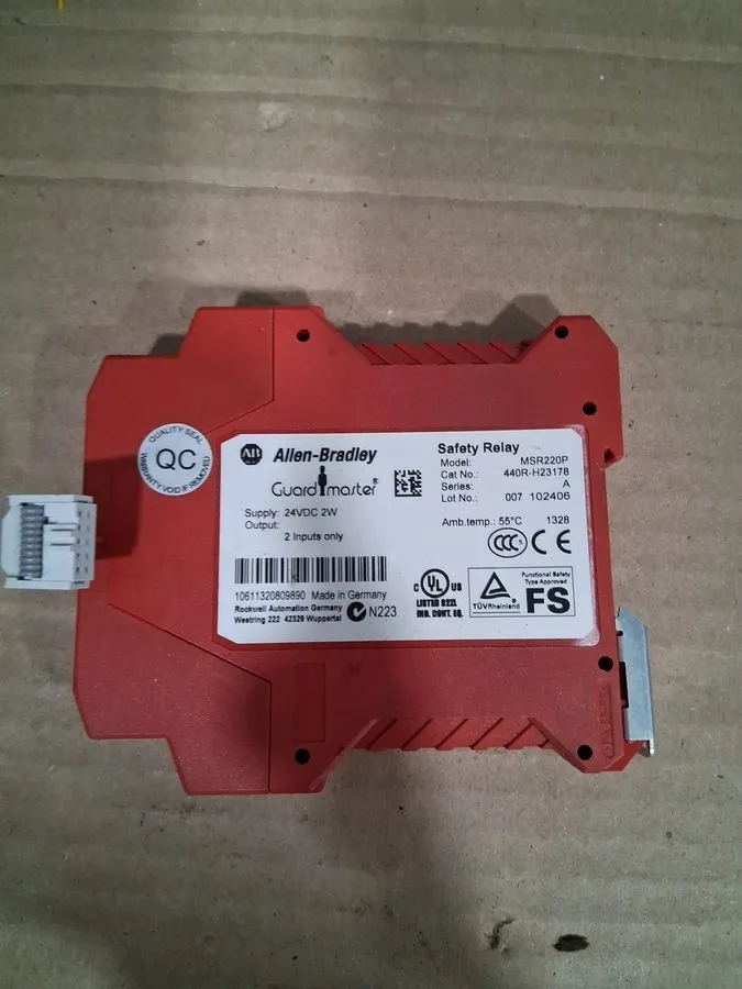 Реле безопасности Allen Bradley MSR220P (440R-H23178)