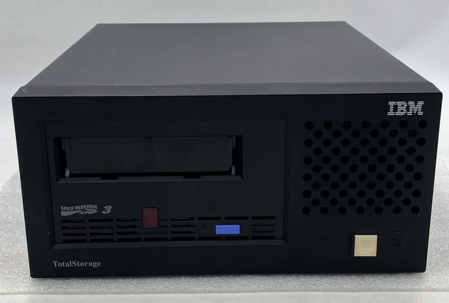 Ленточный привод IBM Ultrium LTO-3 23R5922 External SCSI Tape Drive Module 3580  — фото лота 1