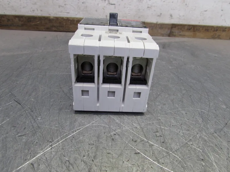 Автоматический выключатель Siemens LGB3B050 ,Circuit Breaker ,3P/ 50 AMP/ 480V G — фото лота 2