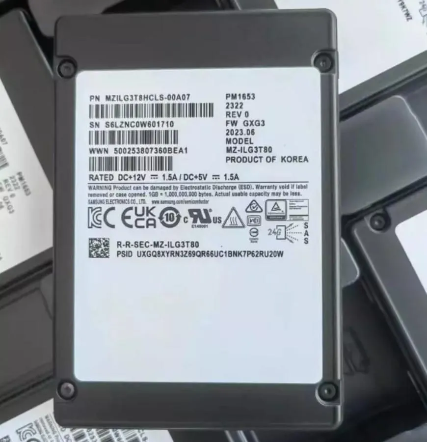 SSD-накопитель Samsung PM1653 3.84TB SSD 2.5" SAS 24Gbps MZ-ILG3T80 MZILG3T8HCLS