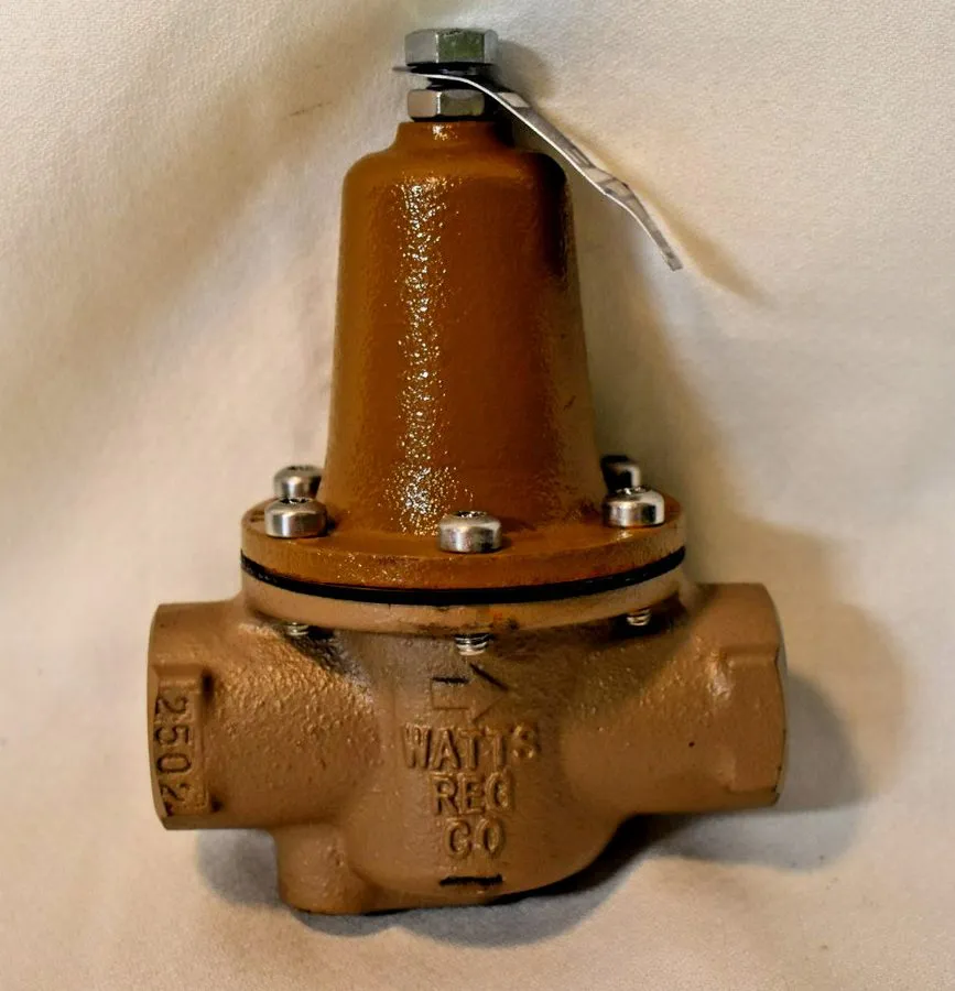 Трубопроводная арматура Watts LFN250B-020 3/4" Iron Body Water Pressure Regulato — фото лота 1